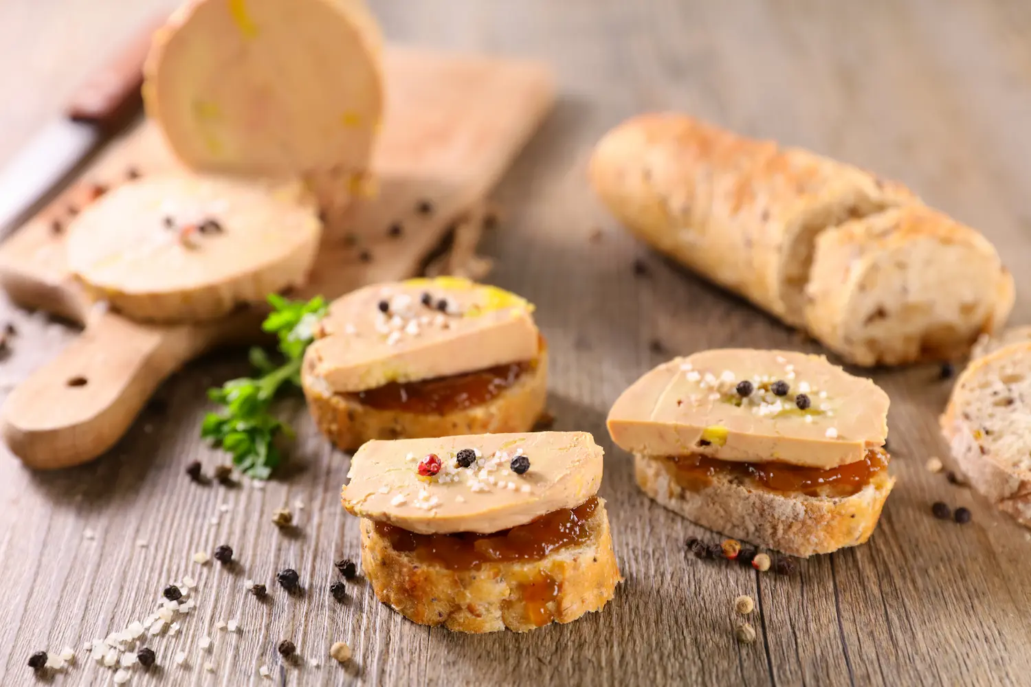 ¿Por qué elegir Foie Gras artesanal como el de Relais Gourmet para tus comidas festivas?